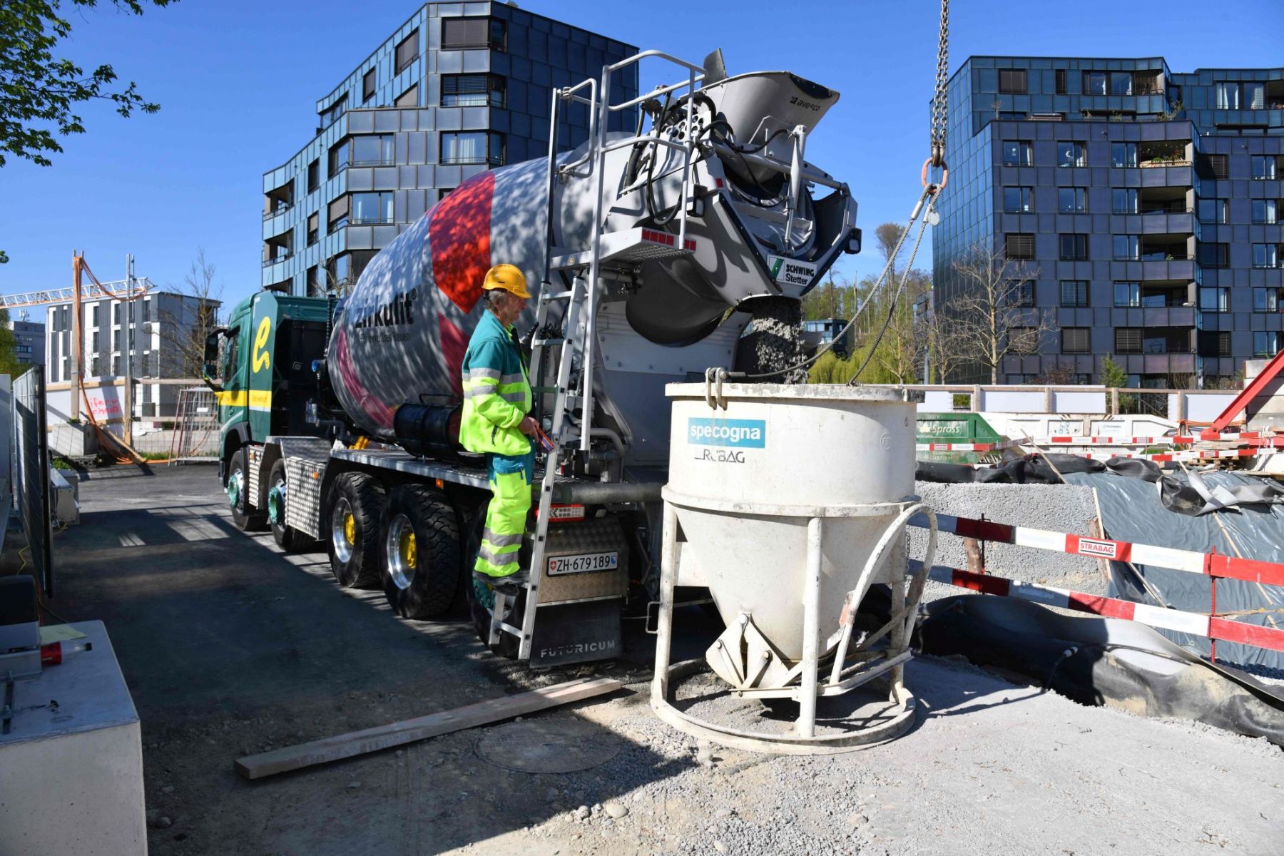 Anlieferung von zirkulit® Beton.